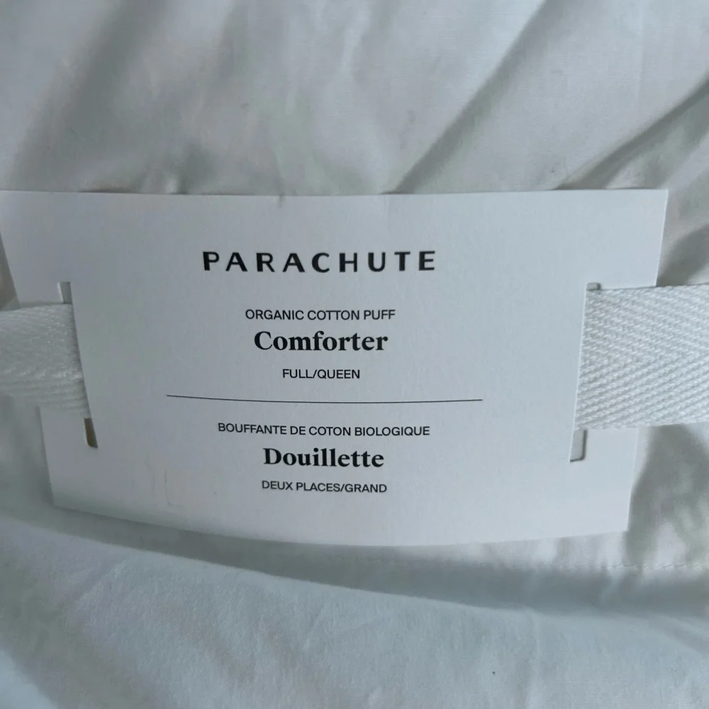 Parachute nwt🔥🔥🔥🔥🔥 ships